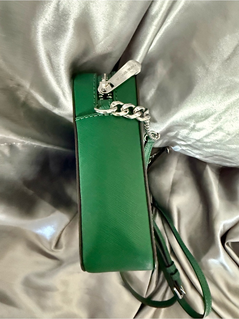 Michael Kors Jet Set Crossbody Bag - Picture 7 of 7